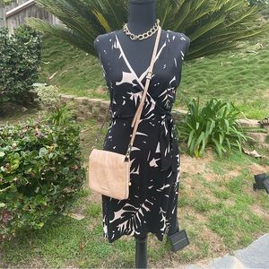 REDUCED! Ann Taylor dress-wore to a wedding once! Size Small Petite. Comfy! $20!